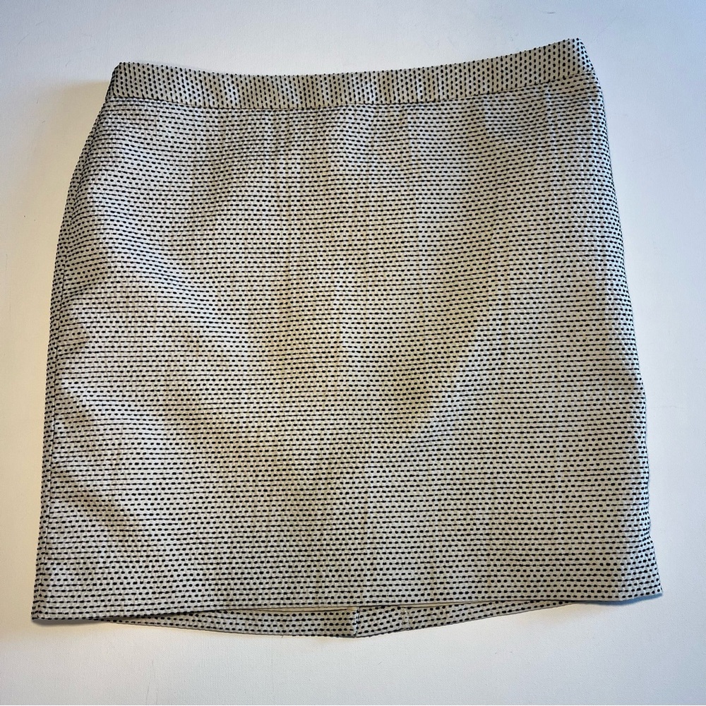 LOFT Ivory Pencil Skirt with Black Dots Zip Back 14 Petite